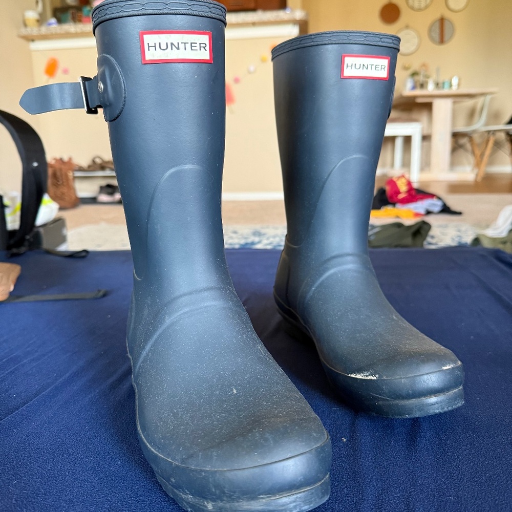 Hunter Women’s Original Short Rainboots - size 8